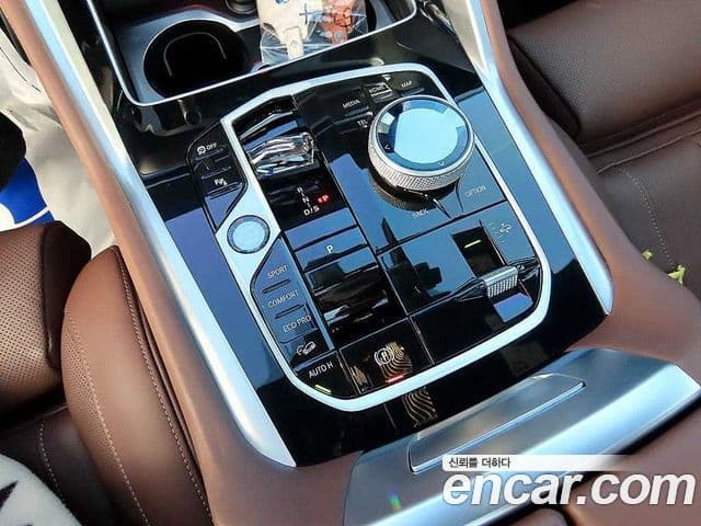 BMW X6 (G06) xDrive40i M Sport, 2025 11