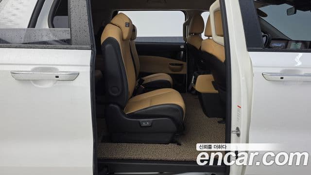 Kia Carnival 4세대 Prestige, 2022 12