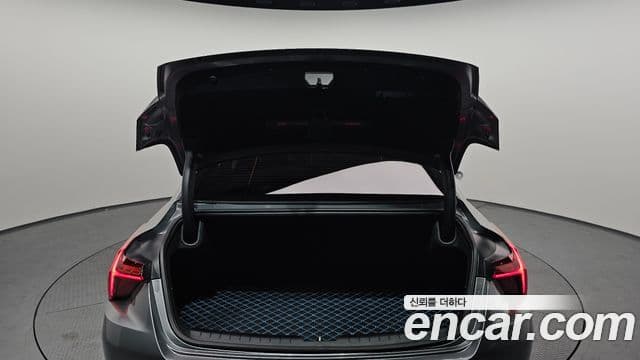 Kia K8 Trendy(арендный автомобиль), 2022 20