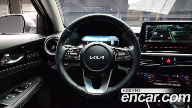 Kia The / новый New K3 2세대 Signature, 2023 14
