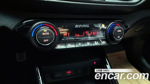 Kia The / новый New K3 2세대 Signature, 2023 19