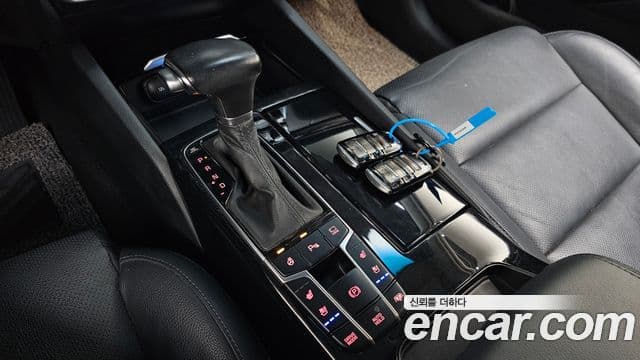 Kia All New K7 3.0 GDI Limited, 2018 9