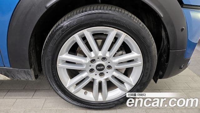 Mini Cooper Countryman 2세대, 2019 все фото