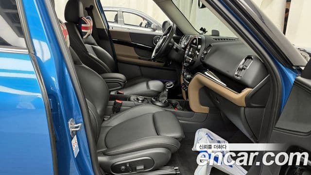 Mini Cooper Countryman 2세대, 2019 11