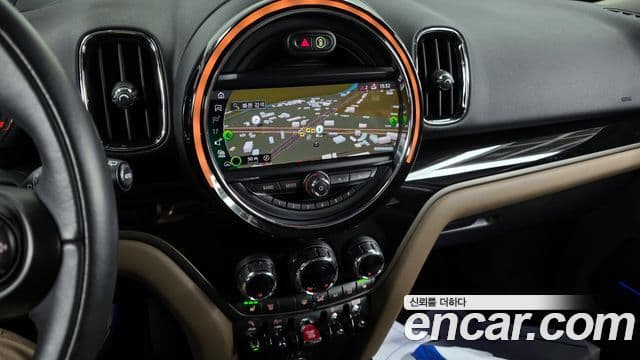 Mini Cooper Countryman 2세대, 2019 14