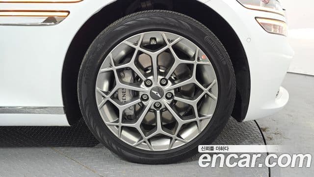 Genesis G80 (RG3) бензин 2.5 турбо AWD, 2022 все фото