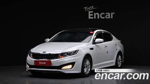 Kia K5 2.0 Deluxe, 2011 1