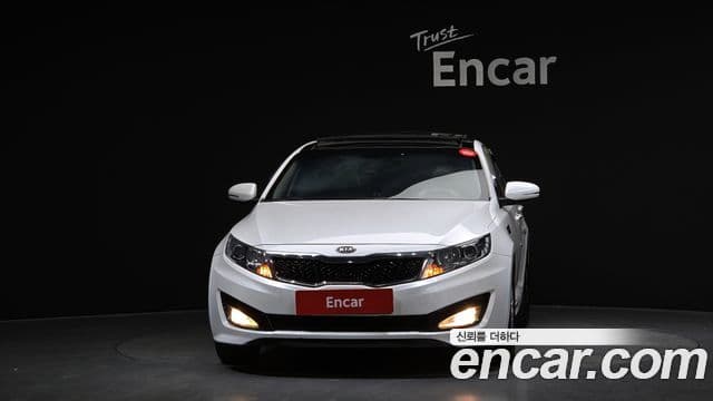 Kia K5 2.0 Deluxe, 2011 3