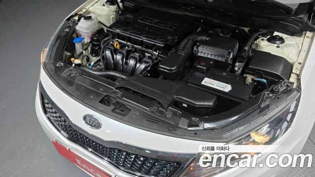 Kia K5 2.0 Deluxe, 2011 6