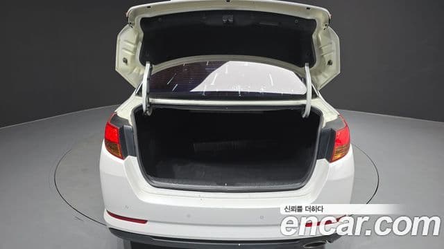 Kia K5 2.0 Deluxe, 2011 20