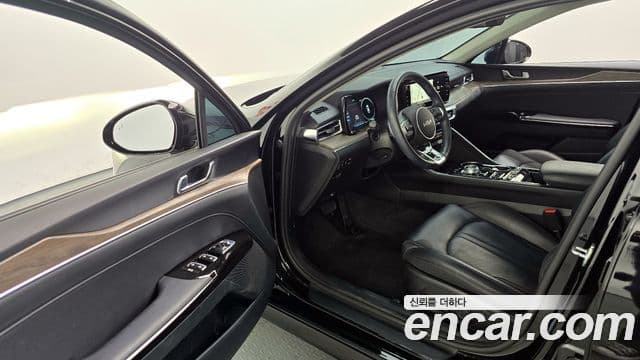 Kia K5 гибрид 3세대 Noblesse, 2023 10