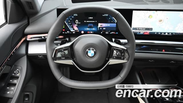 BMW 5시리즈 (G60), 2025 13