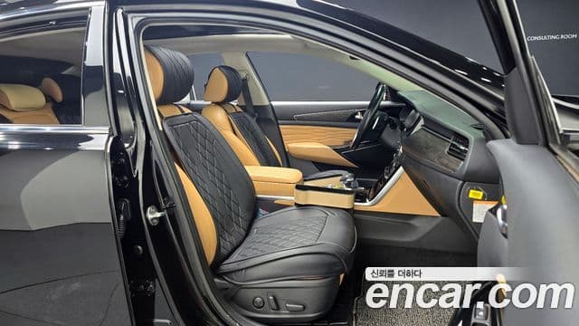 Kia K7 Premier гибрид Signature, 2020 10