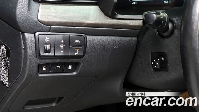 Kia K7 Premier гибрид Signature, 2020 14