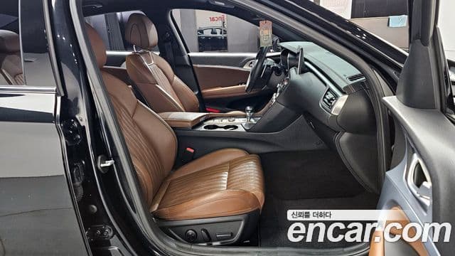 Genesis G70 Elite, 2019 10