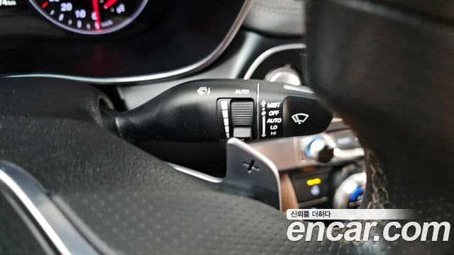 Genesis G70 Elite, 2019 18