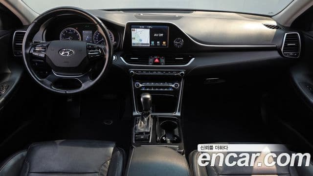 Hyundai Grandeur IG 3.0 LPi Modern (арендный автомобиль), 2019 7