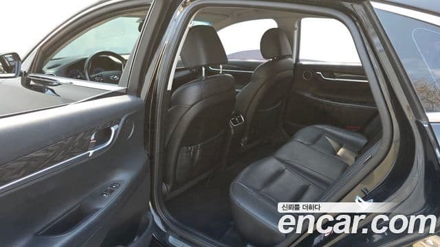 Hyundai Grandeur IG 3.0 LPi Modern (арендный автомобиль), 2019 11