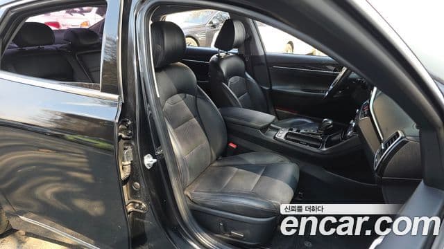 Hyundai Grandeur IG 3.0 LPi Modern (арендный автомобиль), 2019 12