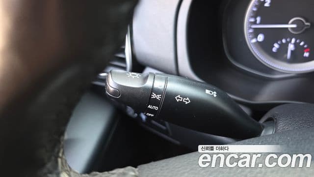 Hyundai Grandeur IG 3.0 LPi Modern (арендный автомобиль), 2019 19