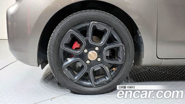 Kia The / новый New Ray Signature, 2021 все фото