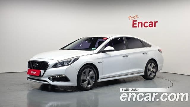 Hyundai LF Sonata гибрид Modern, 2015 1