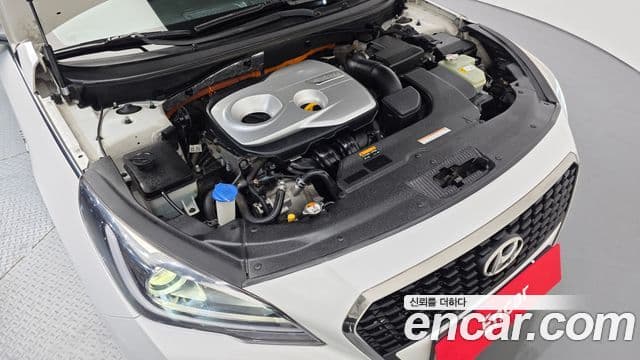 Hyundai LF Sonata гибрид Modern, 2015 6