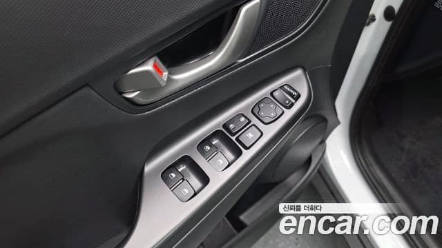 Hyundai Kona Modern pop, 2018 13