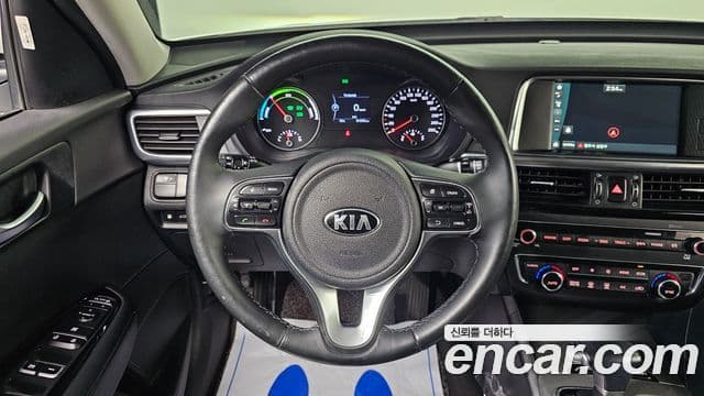 Kia K5 гибрид 2세대 Noblesse, 2018 15
