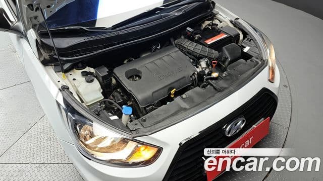 Hyundai Accent(новый кузов / новое поколение) Premier, 2013 6