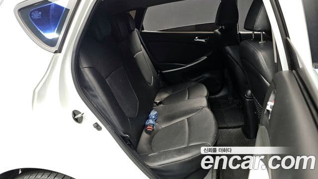 Hyundai Accent(новый кузов / новое поколение) Premier, 2013 12