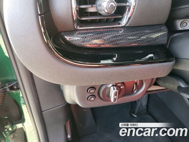 Mini Cooper 클럽맨 2세대, 2021 16
