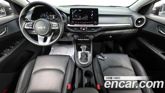 Kia The / новый New K3 2세대 Trendy, 2022 7