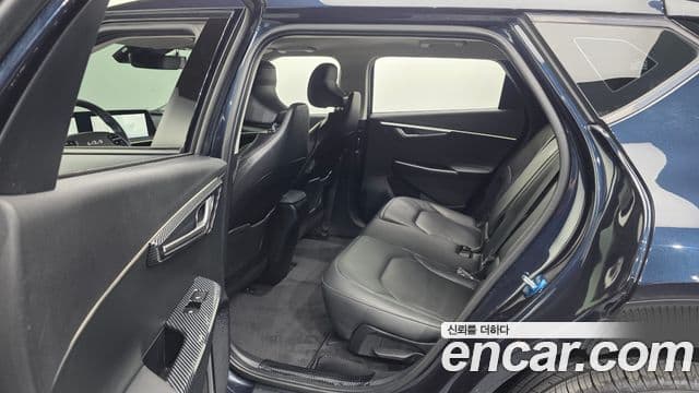 Kia EV6 Air, 2022 11