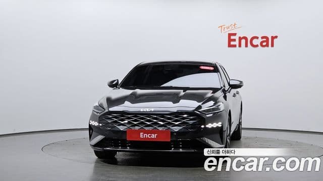 Kia K8 гибрид Signature, 2022 3