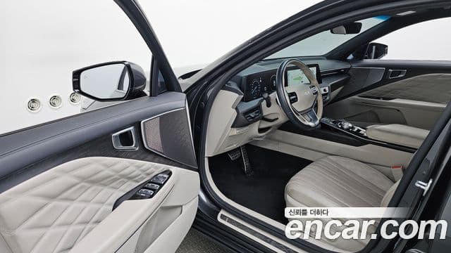 Kia K8 гибрид Signature, 2022 10