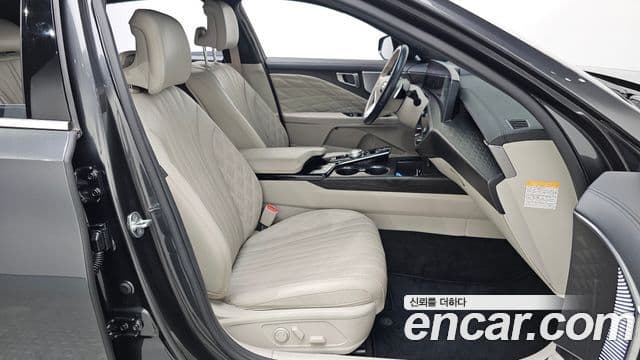 Kia K8 гибрид Signature, 2022 11