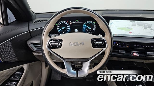 Kia K8 гибрид Signature, 2022 13