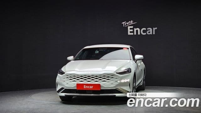 Kia K8 Signature, 2022 3