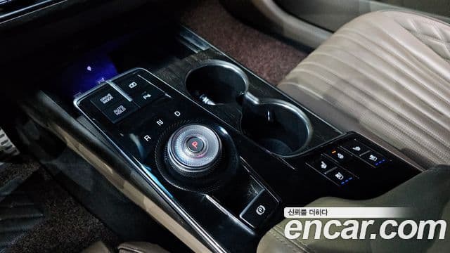 Kia K8 Signature, 2022 9