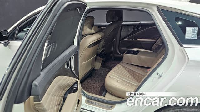 Kia K8 Signature, 2022 11