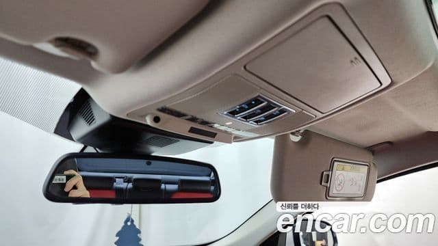 Jaguar XE 20d R스포츠, 2016 17