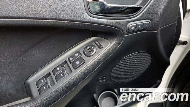 Kia K3 Noblesse, 2013 13