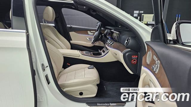 Mercedes-Benz E-класс W213 Exclusive, 2022 12