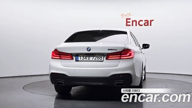 BMW 5시리즈 (G30) 520d M Sport Plus, 2017 4