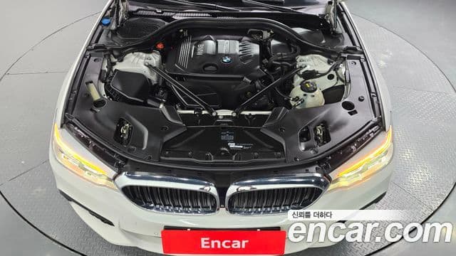 BMW 5시리즈 (G30) 520d M Sport Plus, 2017 6
