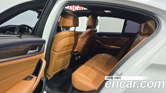 BMW 5시리즈 (G30) 520d M Sport Plus, 2017 12