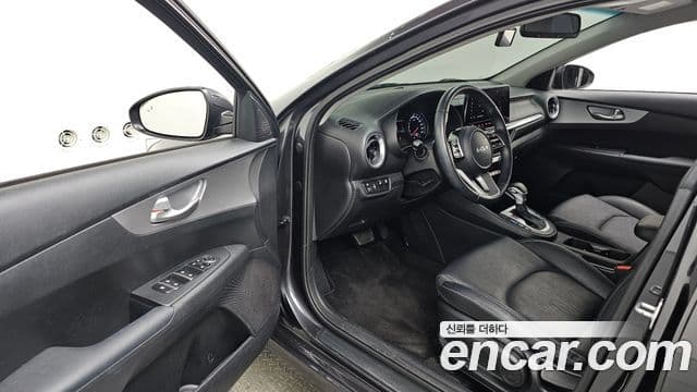 Kia The / новый New K3 2세대 Prestige, 2022 10