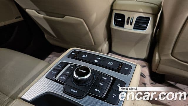 Genesis G80 Premium Luxury, 2019 19