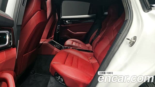 Porsche Panamera (971), 2020 12